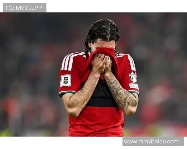 球员进球后泪洒赛场背后藏着动人故事让人心碎