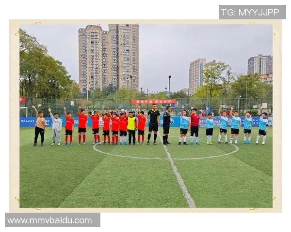 中国小学生足球赛决赛场面激烈精彩堪比职业赛事青春风采展现竞技精神